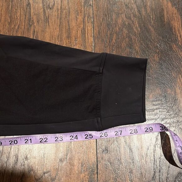 Athleta Headlands Hybrid trek Jogger pants size 8 black in GUC zip up pockets - Picture 9 of 9
